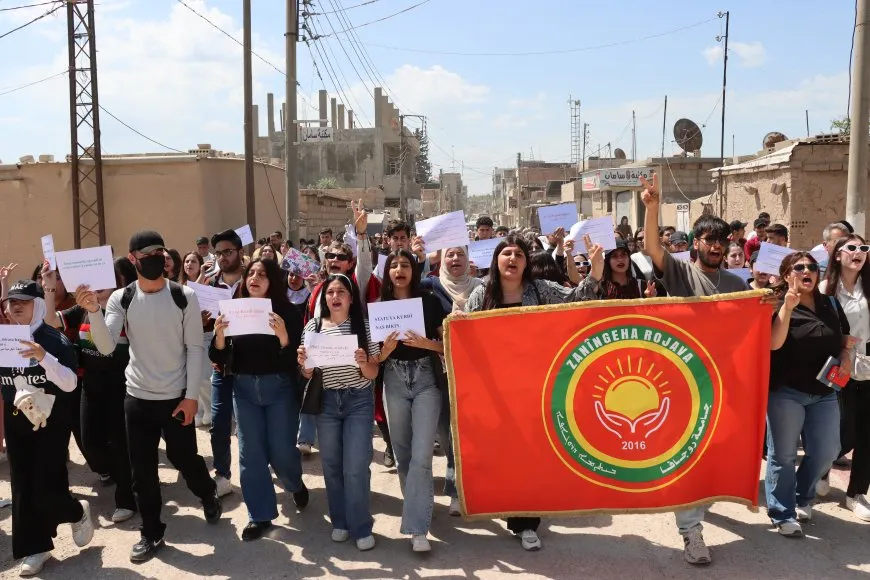 Rojava University students demand constitutional recognition of Kurdish language