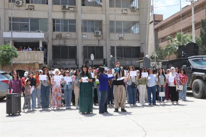 Kurdish language teachers in Hasaka condemn removal of Kurdish language from Palace of Justice nameplate