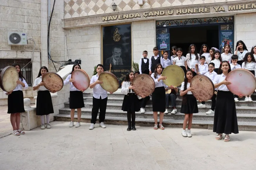Rojava Children's Orchestra celebrates Kurdish Language Day with traditional songs