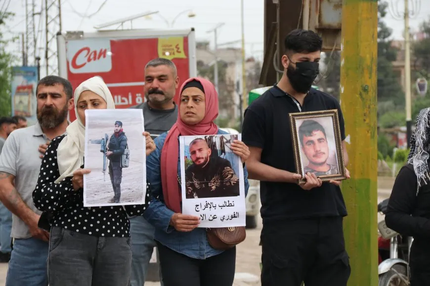 protest in Qamishlo demanding release of prisoners