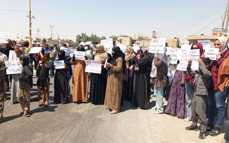 Residents of Tel Tamer block M4 international highway in protest against deteriorating living conditions