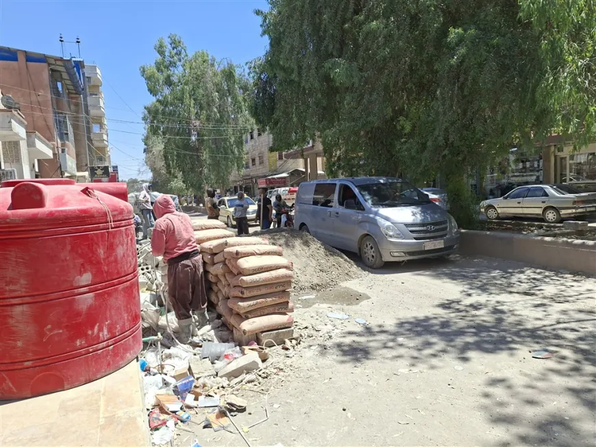 Accumulation of construction materials worsens traffic crisis in Hasakah