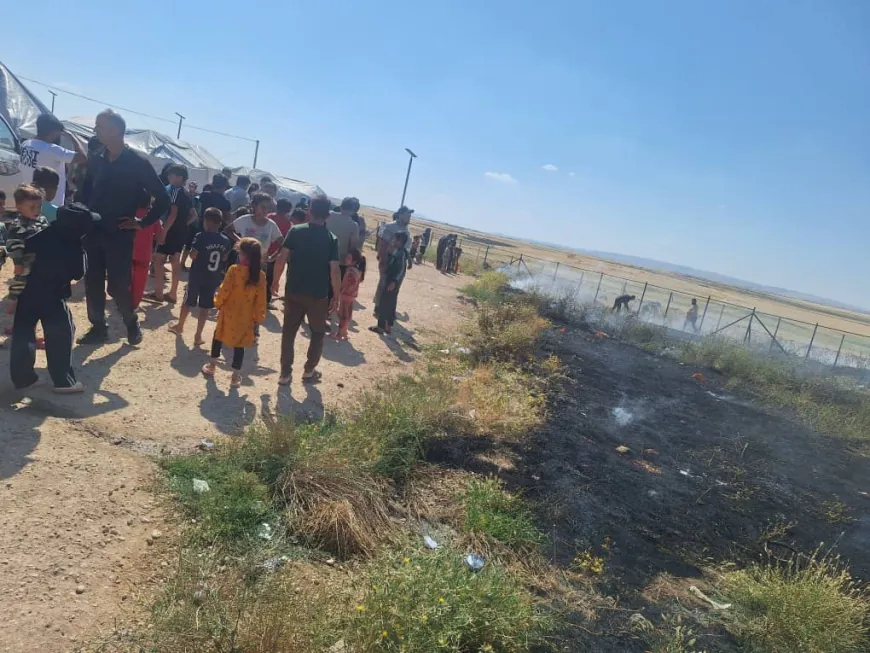 Emergency teams in Derik extinguish fire near Newroz Camp
