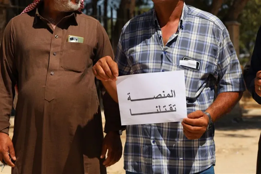 Farmers in Tel Tamr protest against new wheat delivery system