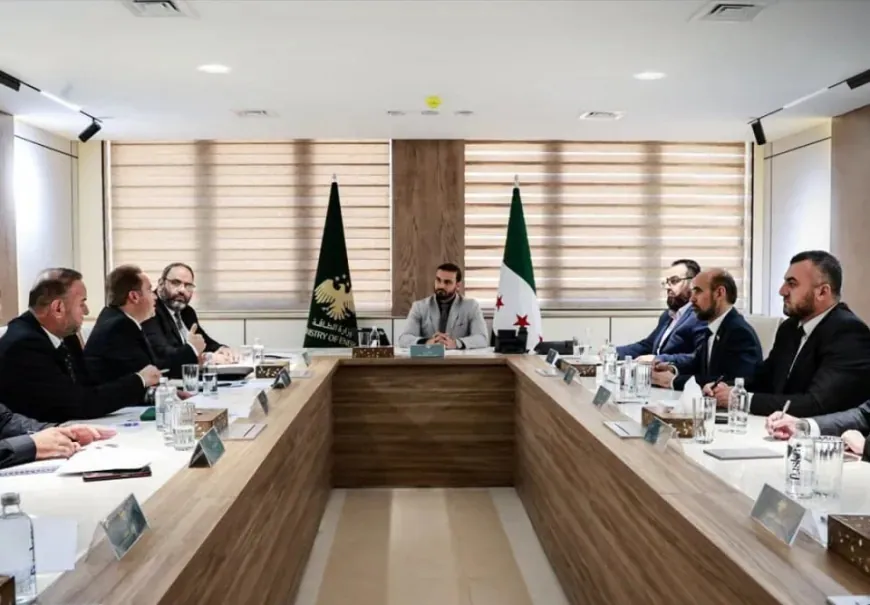 Use of Syrian pound in transactions involving petrol products in Syria