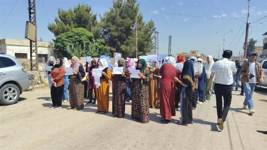 Zerkan residents protest against rising fuel prices