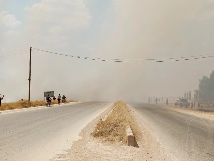 Fire engulfs agricultural lands, halts traffic on Tal Tamr–Hasakah road
