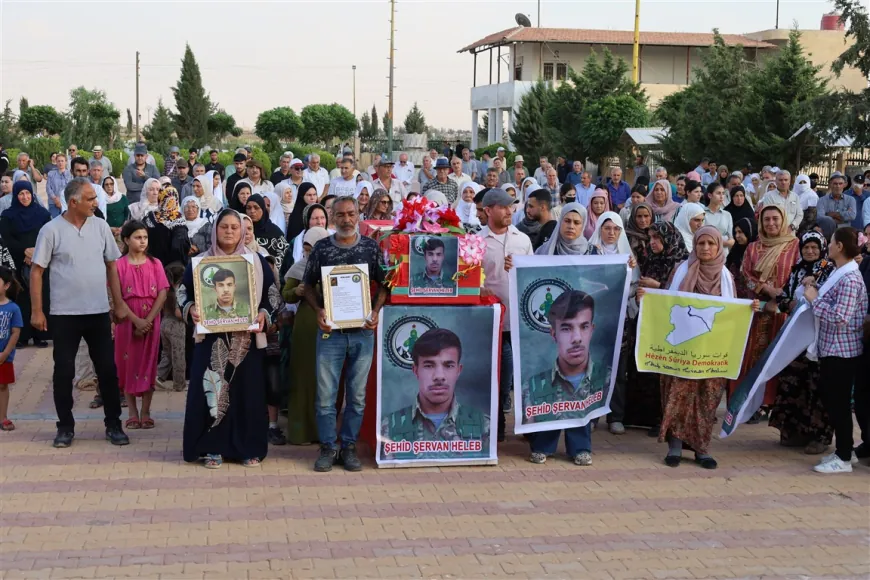 Hasakah residents bid farewell to fighter from Afrin Liberation Forces
