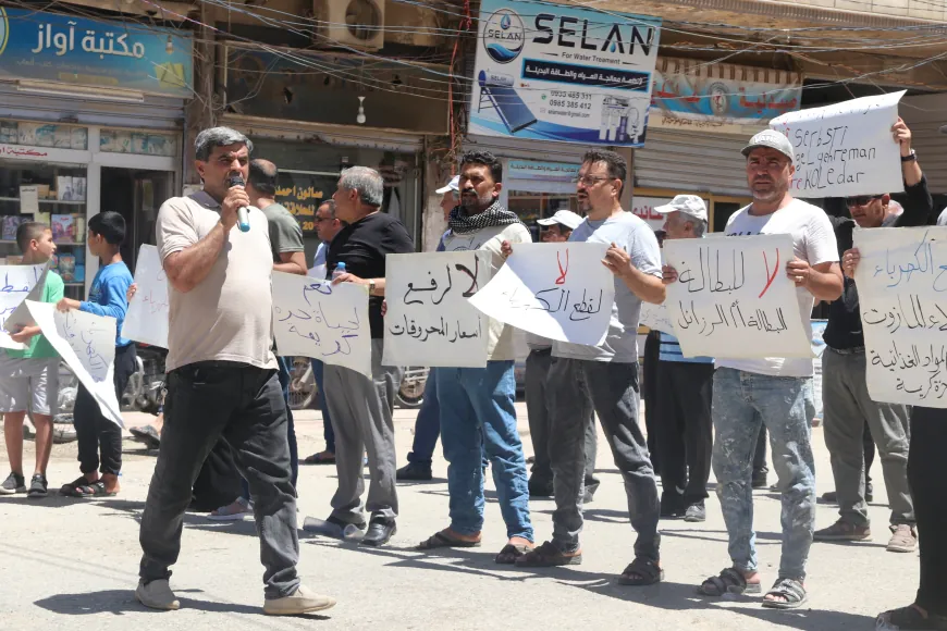 Ongoing protests in Qamishlo calling for improved living conditions