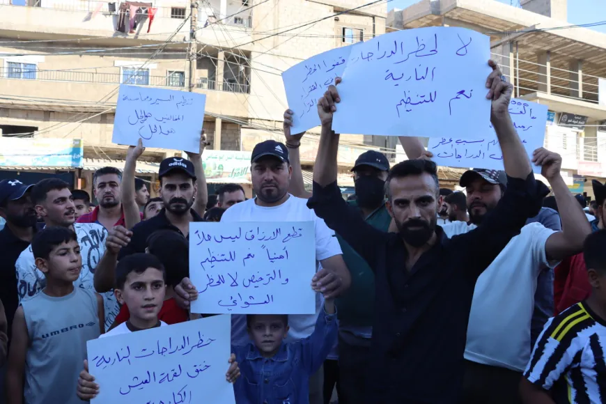 protest in Gerke Legê against decision to ban motorcycles