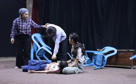 Director from Rojava uses theater to break silence on women's issues