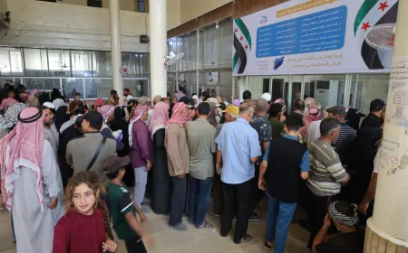 Crowds in Hasakah as deadline for exchanging old Syrian banknotes approaches