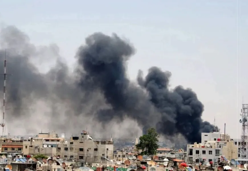 4 killed, 10 injured in explosion at café in Damascus