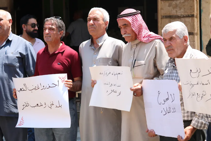Derbasiyah residents protest against rising prices 
