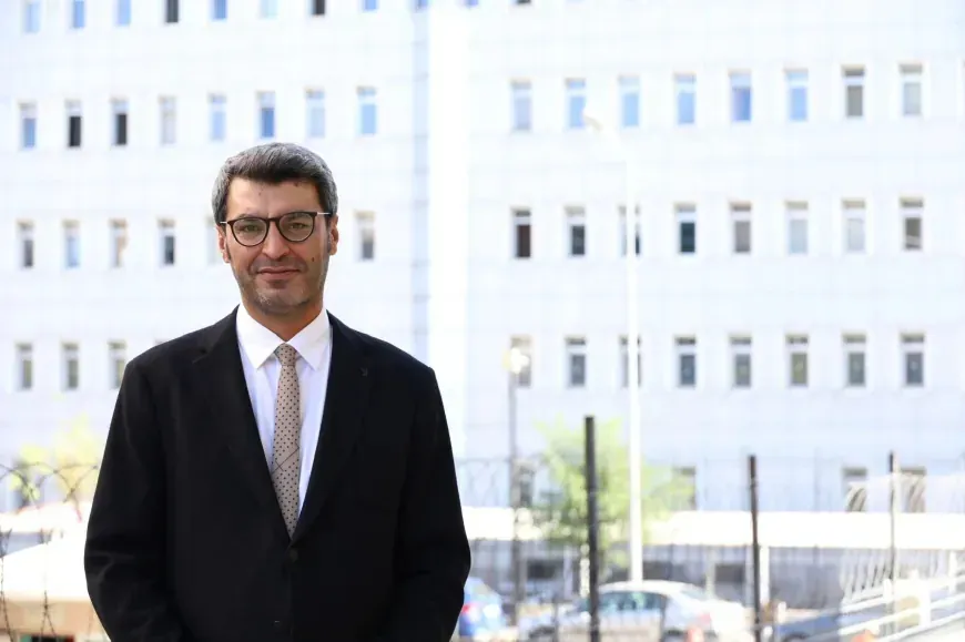 Lawyer: Lack of legal basis leaves peace process hostage to political decision 
