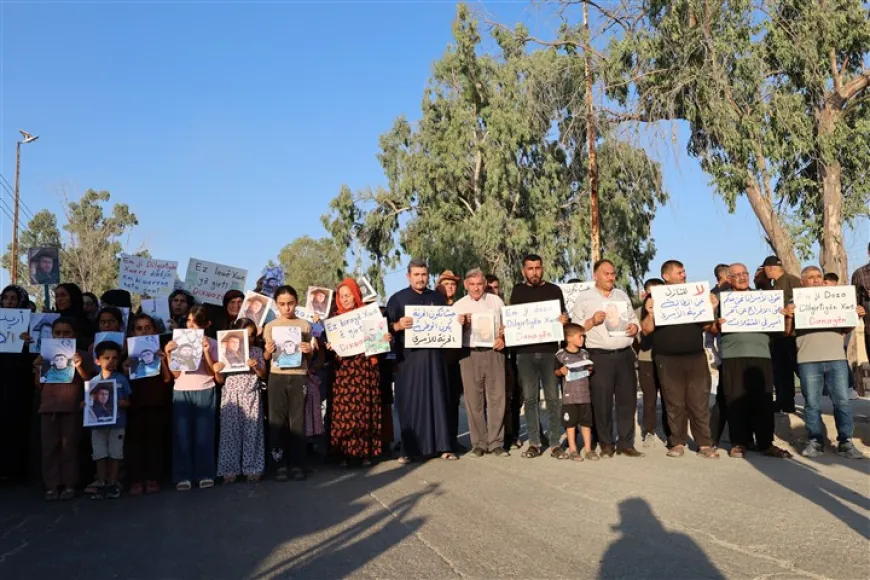 protest held by families of prisoners in Tal Tamr for release of their children