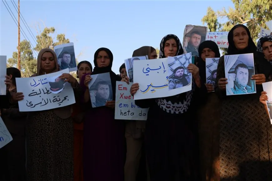 protest held by families of prisoners in Tal Tamr for release of their children