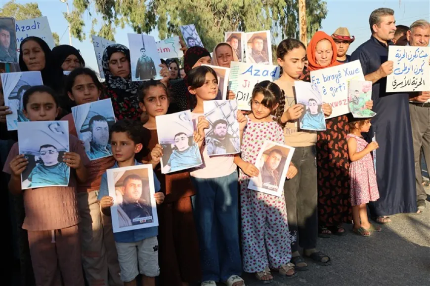 protest held by families of prisoners in Tal Tamr for release of their children