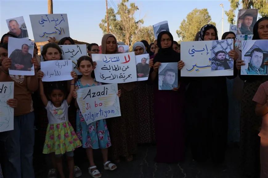 protest held by families of prisoners in Tal Tamr for release of their children