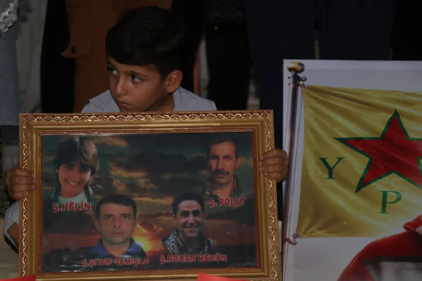 Qamishlo residents commemorate martyrs of western neighborhood bombing