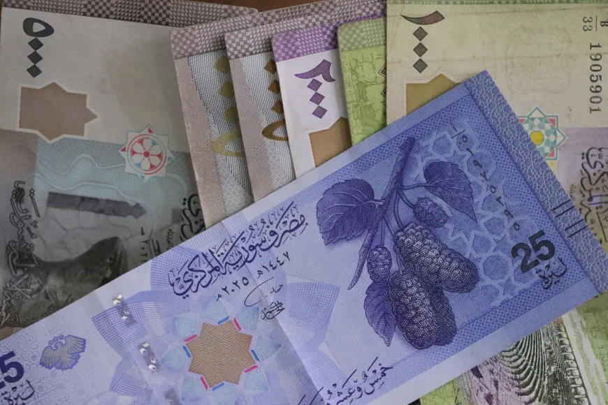Currency exchange crisis reaches Qamishlo, raising concerns among traders,  residents