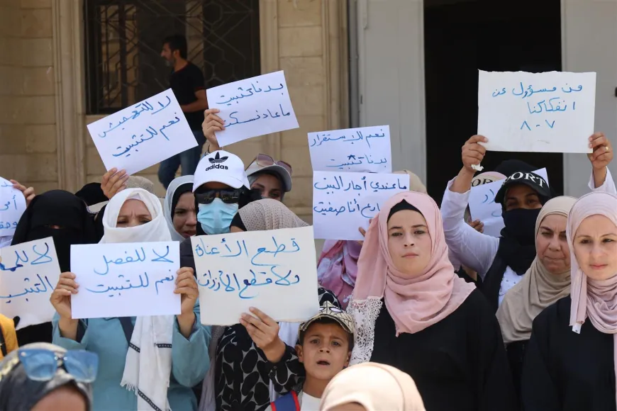 Hasakah contract teachers demand permanent jobs, unpaid salaries