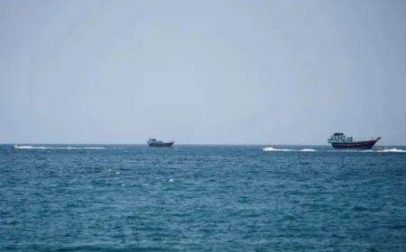 Araqchi: Iran-Oman Hormuz talks near completion