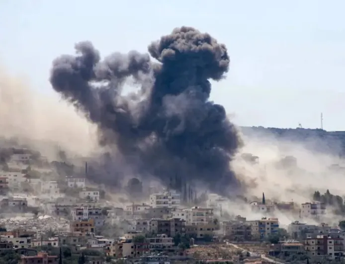 Israeli airstrikes target towns in Southern Lebanon
