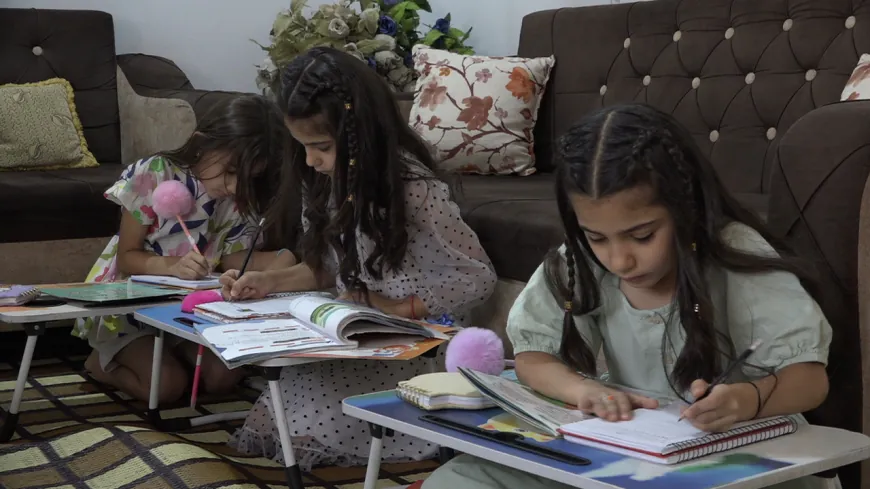 Five twins learn together in Kurdish