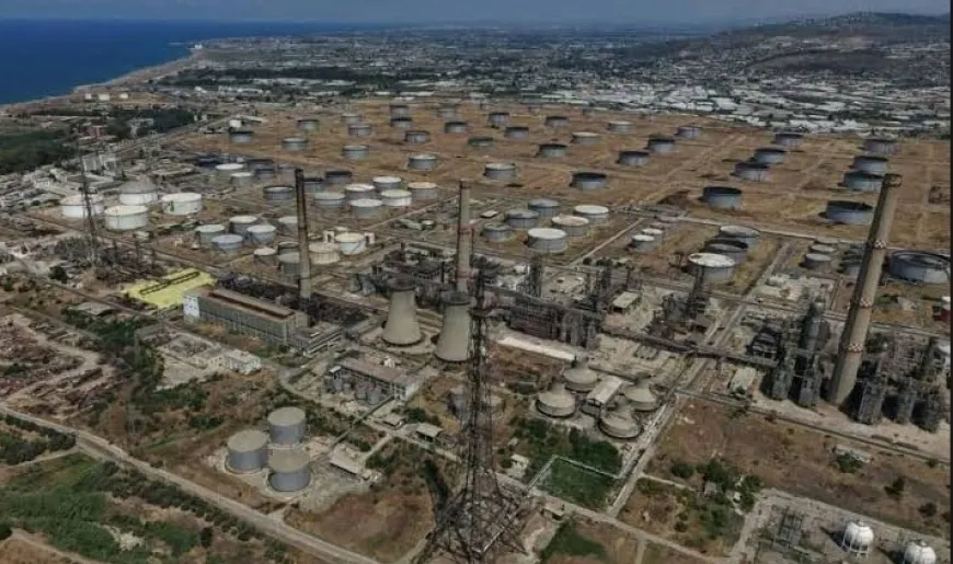 Hundreds of workers at Homs, Baniyas refineries suspended from work