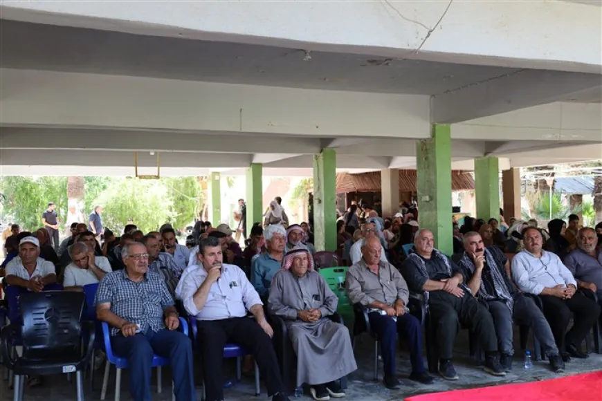 Meeting discusses dialogue, stability, community engagement