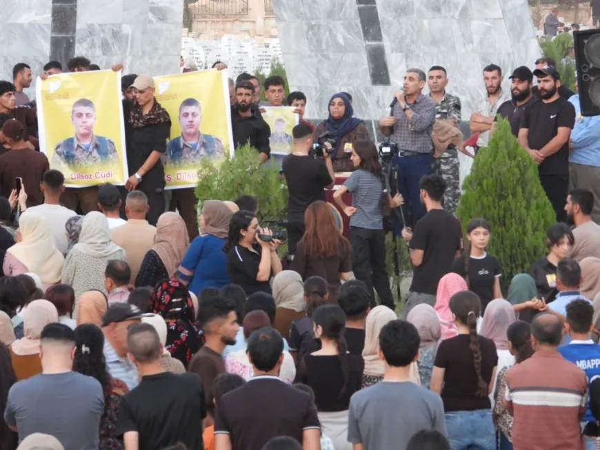 Kobani residents bid farewell to SDF fighter, vow to continue struggle
