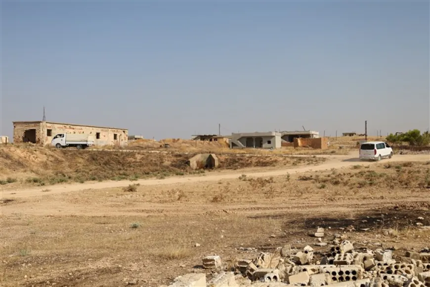 Continued mine clearance along Tel Tamr–Zalerkan line