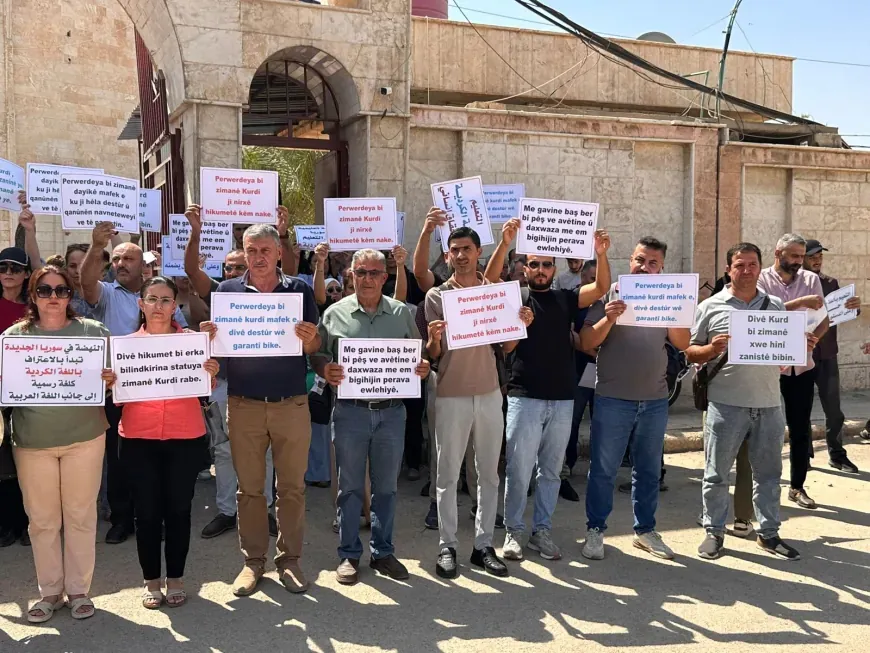 Teachers criticize limits on Kurdish-Language education