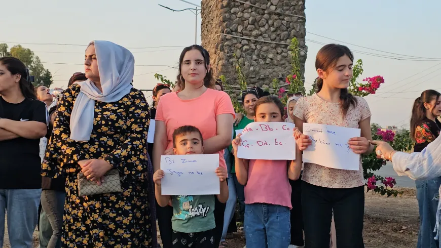 Protests in Hasakah, Qamishlo reject reduction in Kurdish Language classes