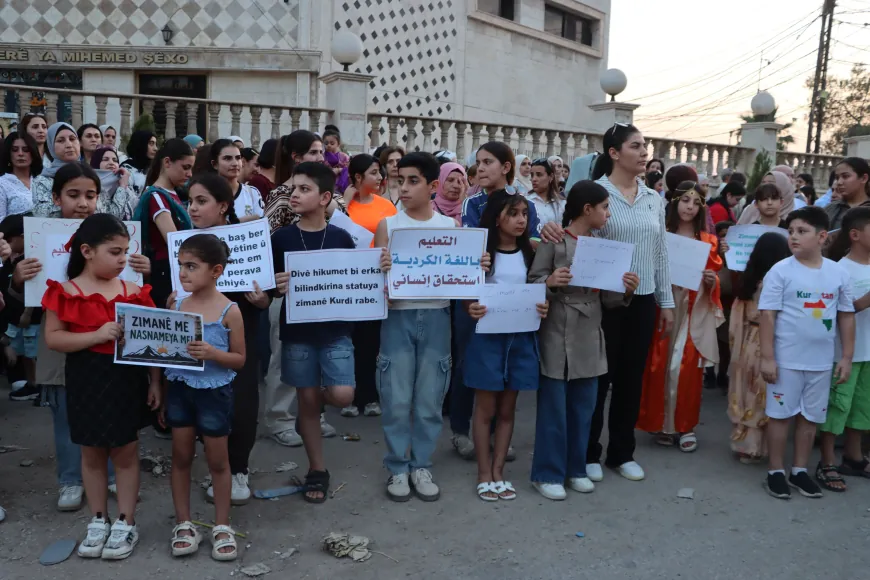 Protests in Hasakah, Qamishlo reject reduction in Kurdish Language classes