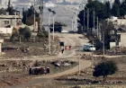 Israeli forces set up checkpoint and restrict movement of passers-by in Daraa countryside
