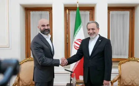 Talabani discusses regional developments with Araghchi