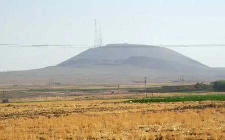 Hasakah Media Directorate warns of gas emissions at Kawkab Mountain