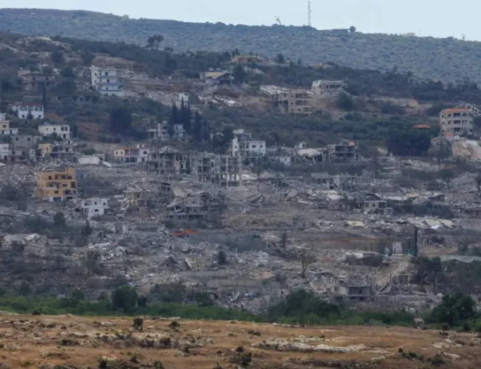 Israeli airstrikes and artillery target southern Lebanon