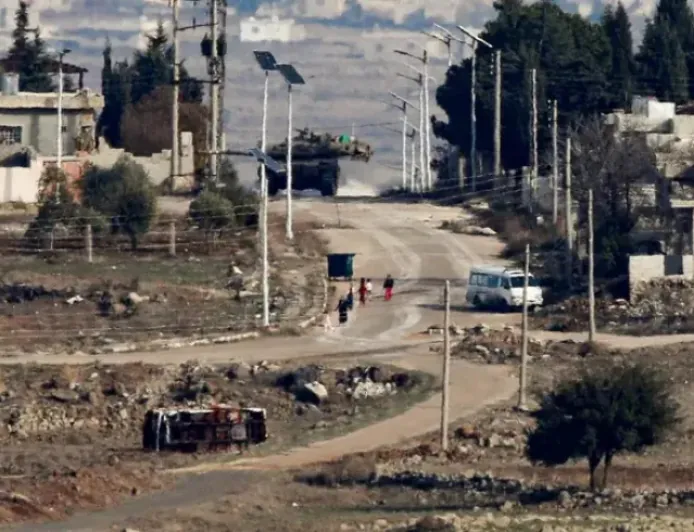 Israeli forces set up checkpoint and restrict movement of passers-by in Daraa co...