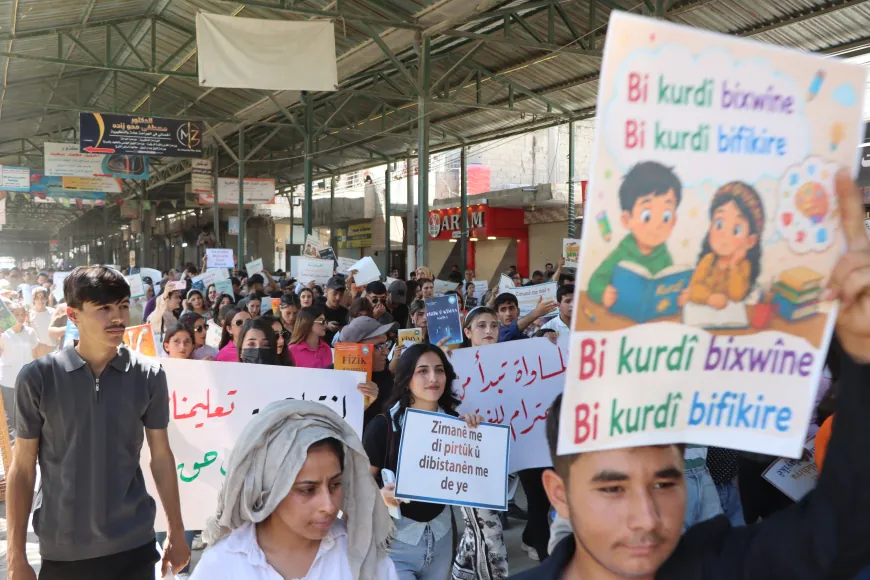 Mass protest in Kobani to defend mother-tongue education