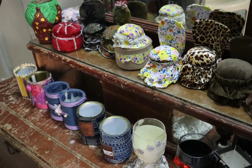 inspiring success story of woman who turned her recycling hobby into unique works of art