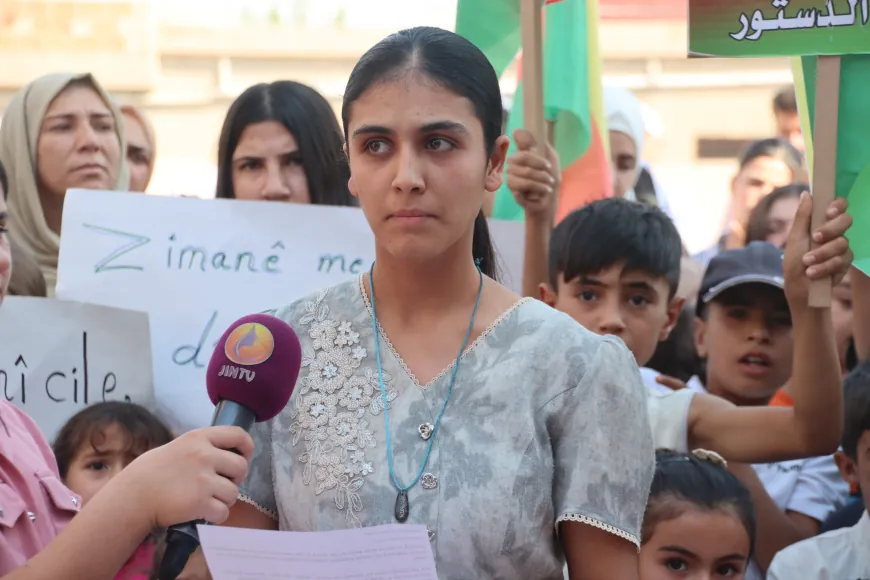 Sit-in in Derik, protest in Amuda against restrictions on Kurdish education