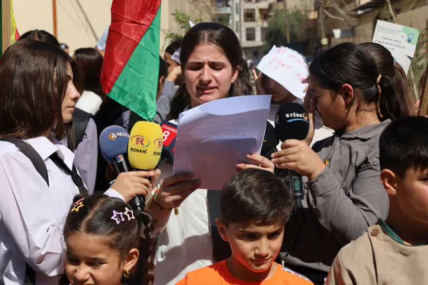Qamishlo students conclude sit-in for mother-tongue education