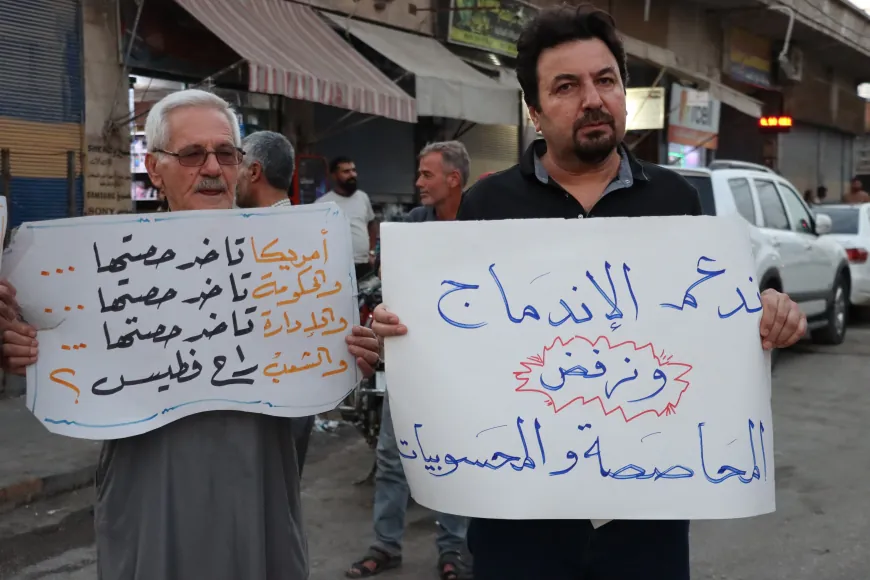 Continuing protests in Qamishlo denouncing increase in price of diesel