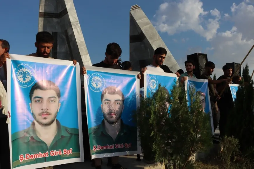 Kobani residents bid farewell to Internal Security Forces member