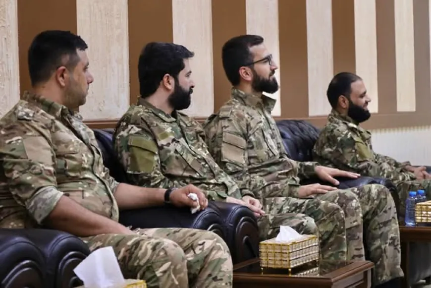Hasakah Governor discusses administrative, military issues with Ministry of Defense Delegation