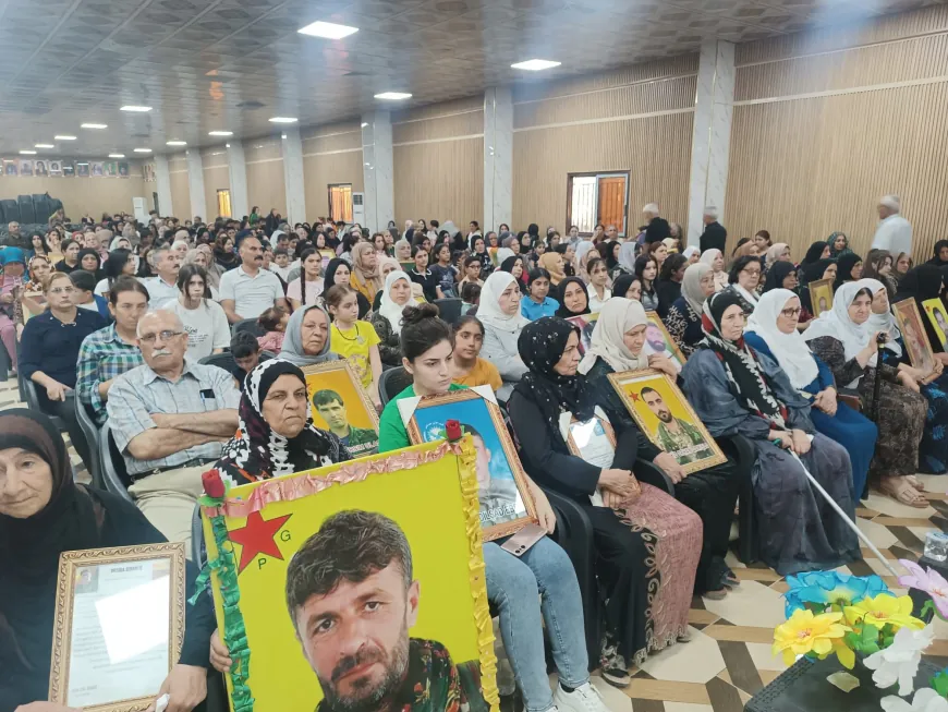 Qamishlo residents commemorate 222 martyrs