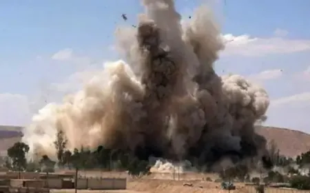 Explosion rocks Palmyra amid warplane overflights